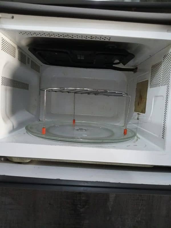 microwave oven 1
