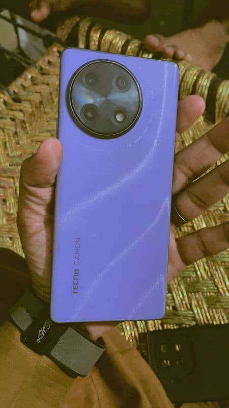 camon 30s 8 256 condition 10 on 10 completely saman 7 month warranty 0