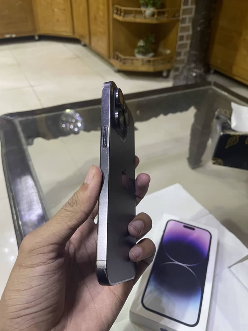 I phone 14 pro max Non PTA Factory AAA 128 gb / btr 15 pro 15 pro max 2