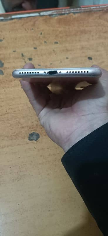 iPhone 7 plus PTA approved 2