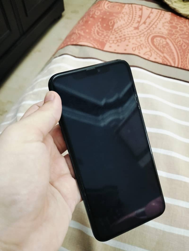 Iphone 11 pro max 1