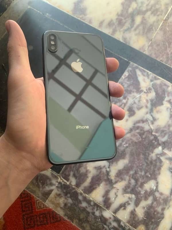 iPhone XS Max non pta 64gb and 82 health condition10/9 1