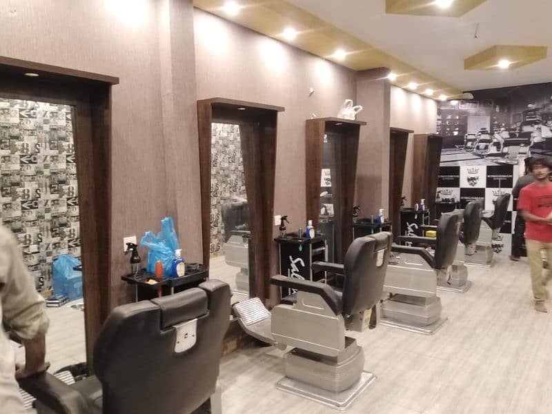 Modern Design Mirror With Frame For Sale 0