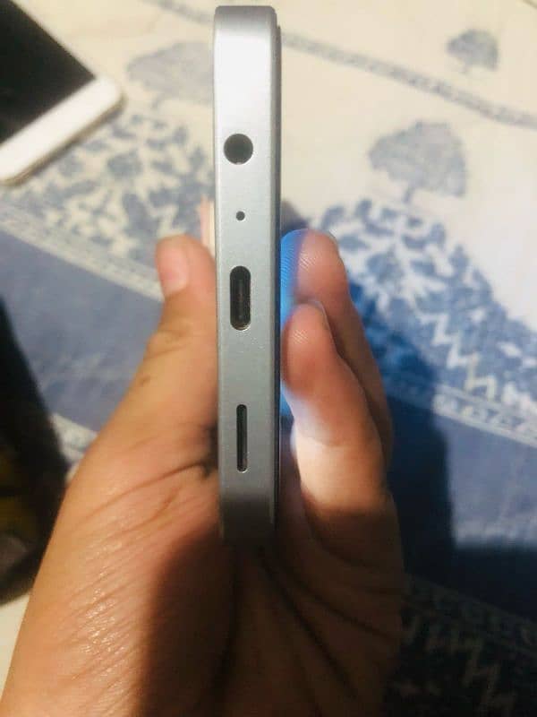 Samsung A06 4