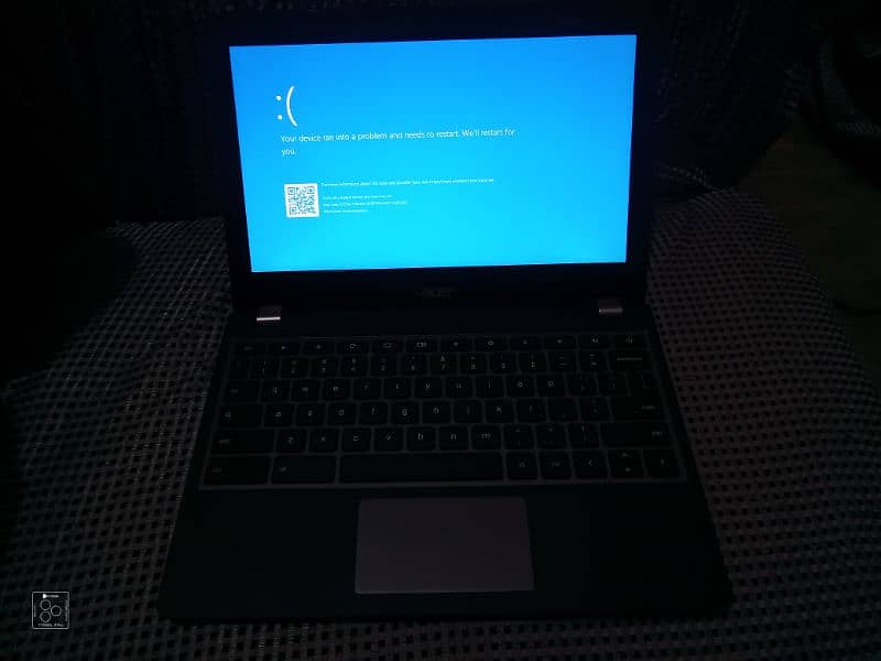 ACER Laptop C740 Series 1