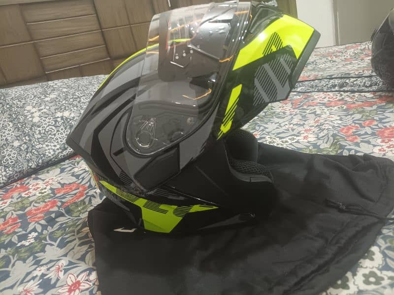 brand new helmet, Vector Bikers 0316*497*3033 6
