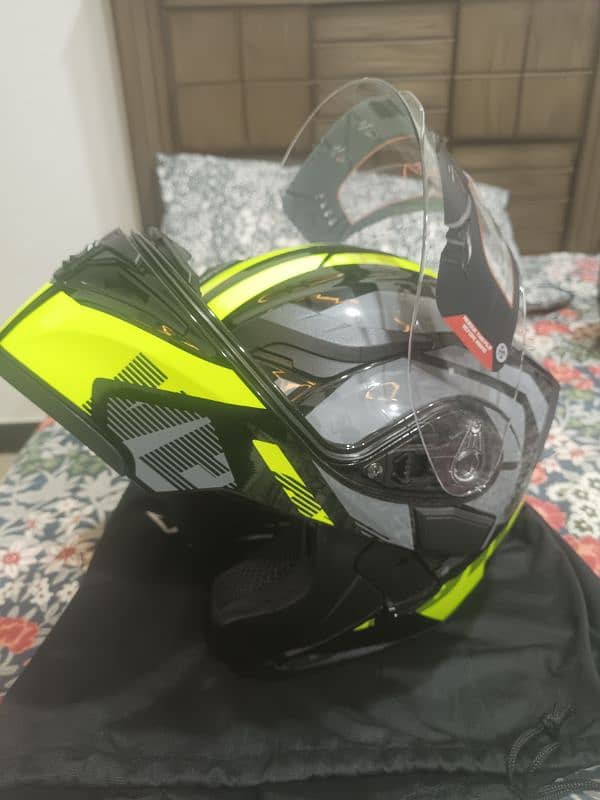 brand new helmet, Vector Bikers 0316*497*3033 9