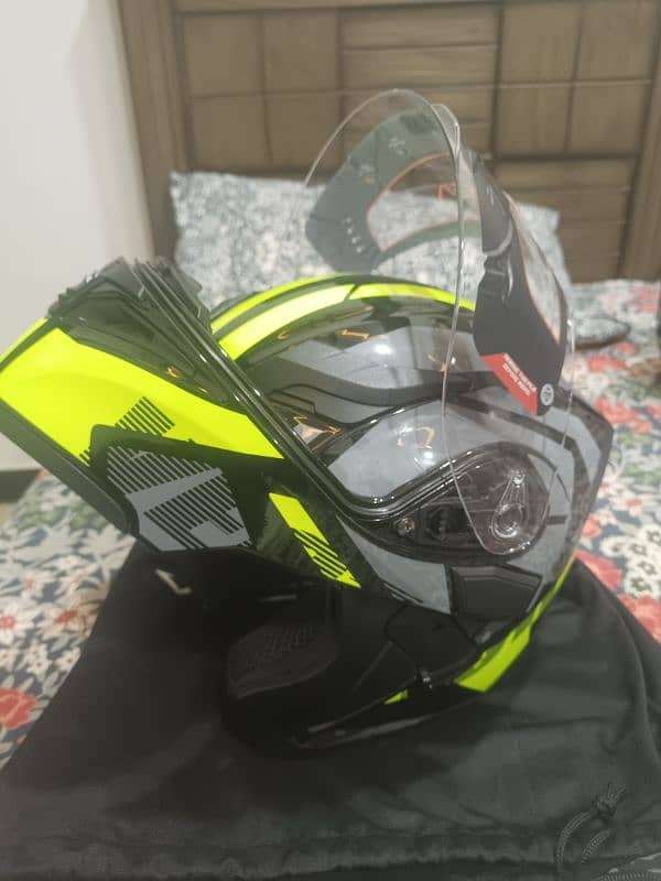 brand new helmet, Vector Bikers 0316*497*3033 10