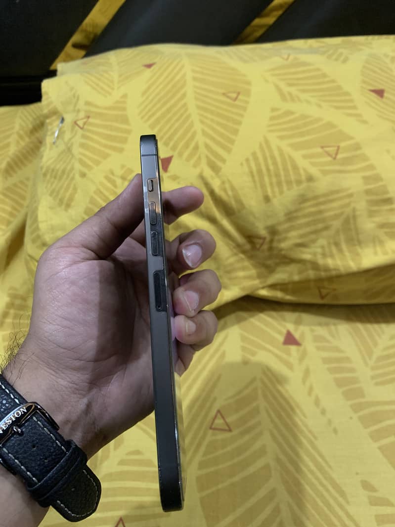 iPhone 13 pro max, 128gb, factory unlock 5