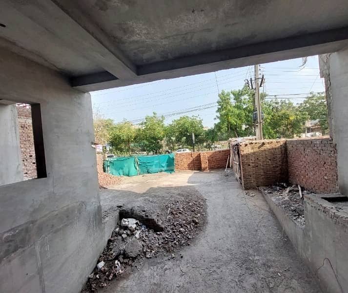 Buy Your Ideal 1 Kanal Building In A Prime Location Of Lahore 5