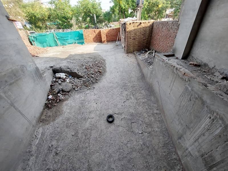 Buy Your Ideal 1 Kanal Building In A Prime Location Of Lahore 12