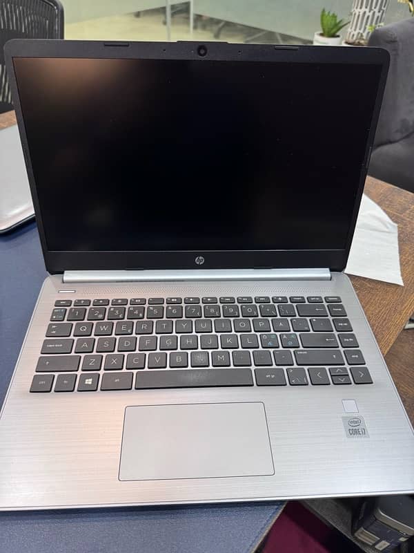HP i7 10 Generation 340S G7 0