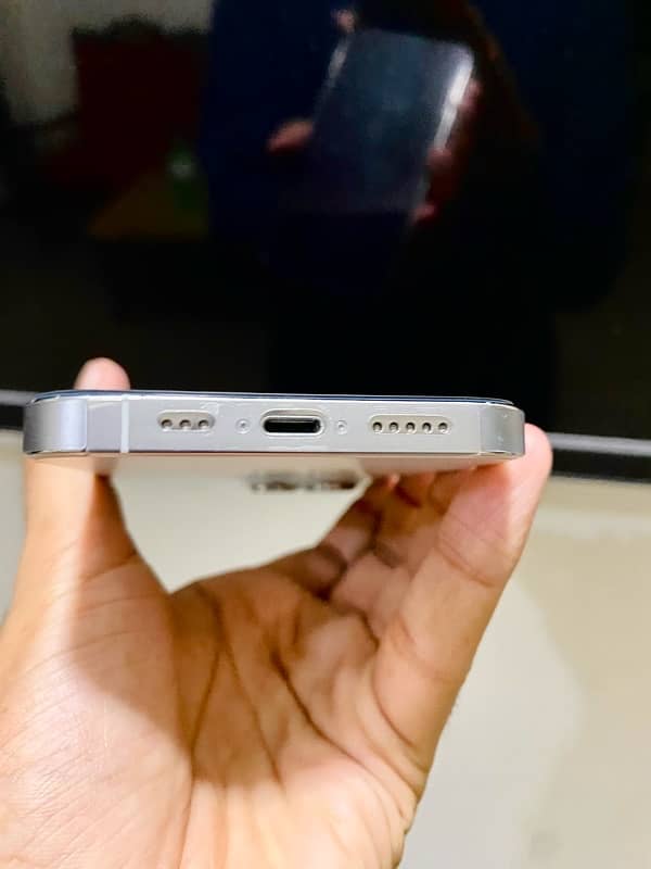 Iphone 13pro Non Pta  factory unlocked 4