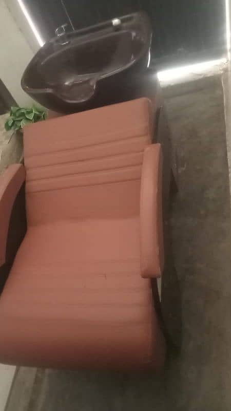 Barber chair/Cutting chair/Massage bed/ Shampoo unit/ wash point 3