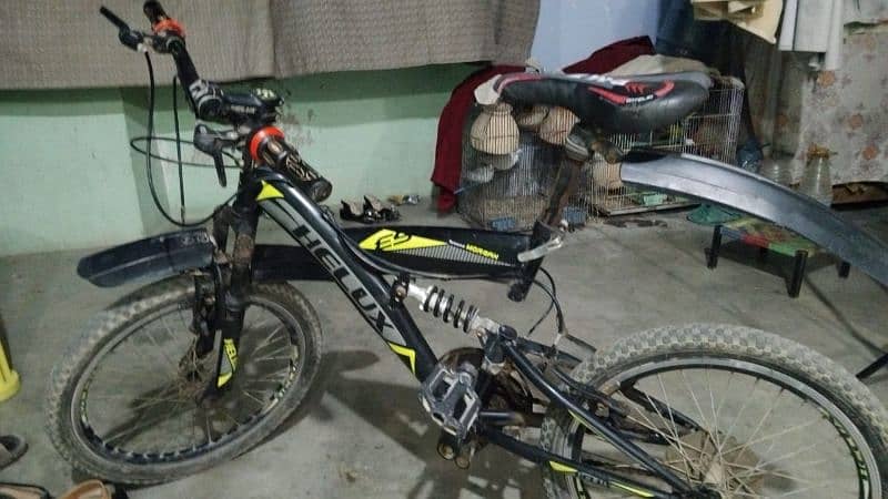Bicycle age between 8 to 18 years old 2