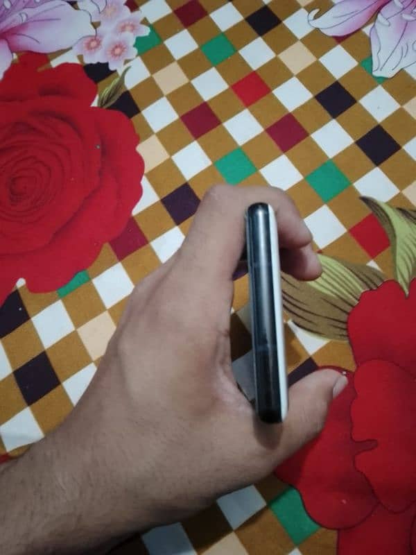 Google pixel 6a 3