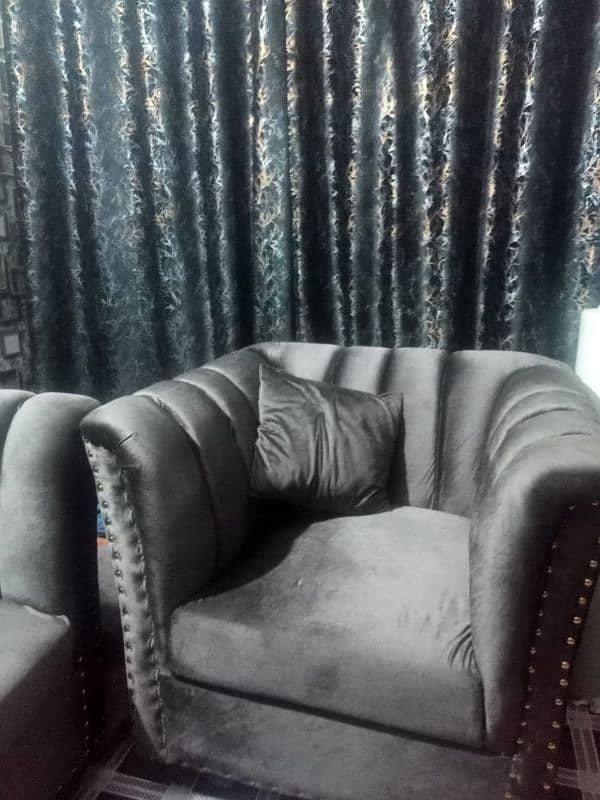COMPLETE 5 SEATER SOFA SET 1