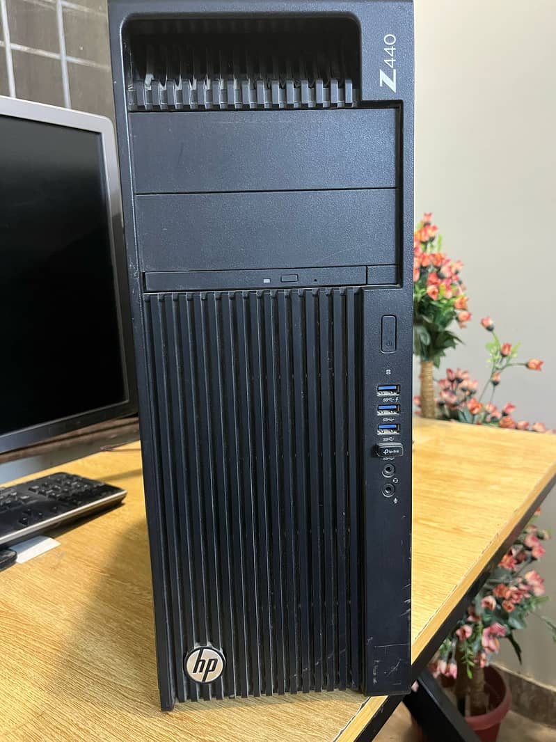 Xeon E5 Workstation – 16GB RAM, 240GB SSD, Quadro K5000 GPU 0