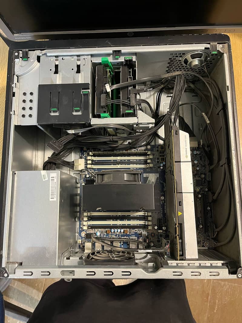 Xeon E5 Workstation – 16GB RAM, 240GB SSD, Quadro K5000 GPU 1