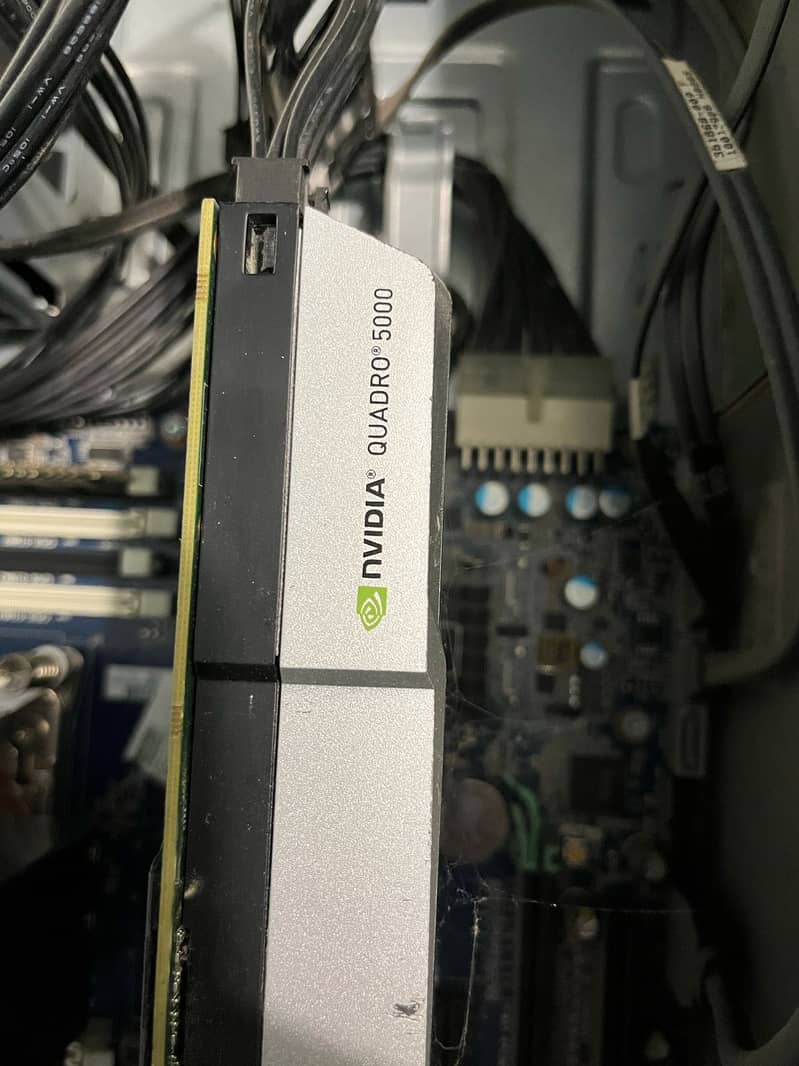 Xeon E5 Workstation – 16GB RAM, 240GB SSD, Quadro K5000 GPU 5