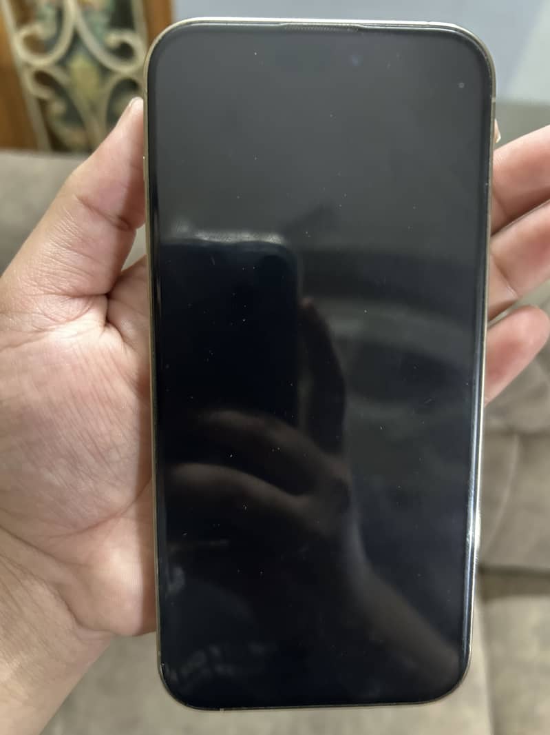 Iphone 14pro max JV LLA variant 3