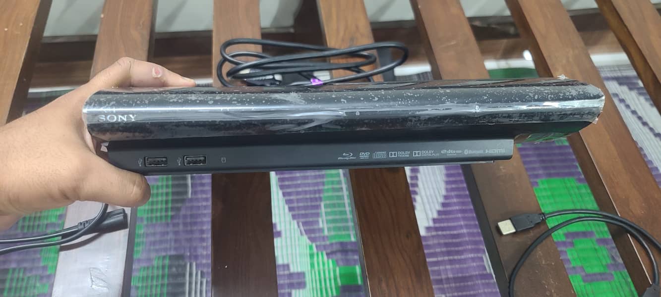 Ps3 superslim jailbreak 500gb with new controller and 30 games 2