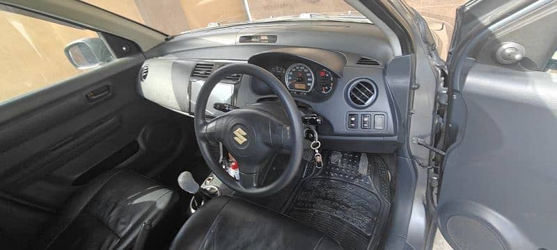 Suzuki Swift 2012 9