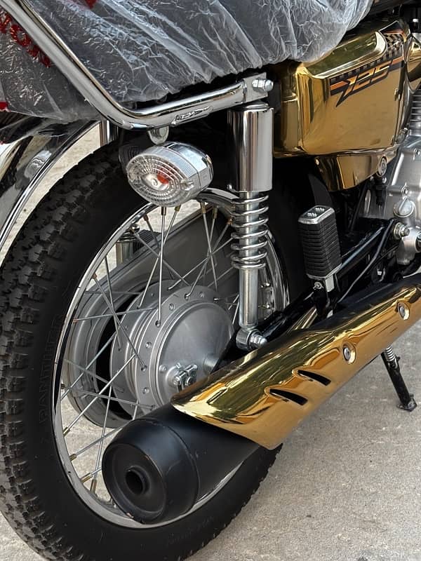 Honda cg 125 special edition Punjab registered 9