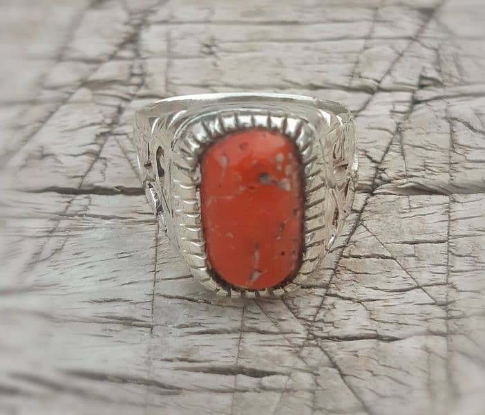 100% original and nechral stone 8
