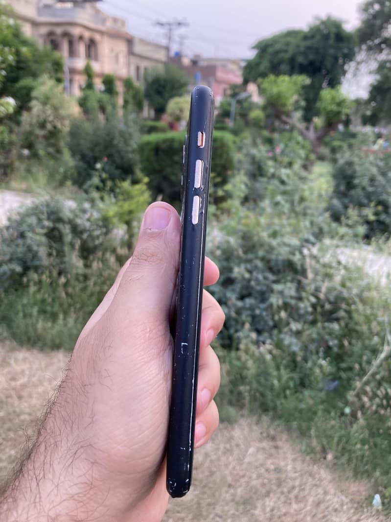 iPhone 11 Pro Max 3