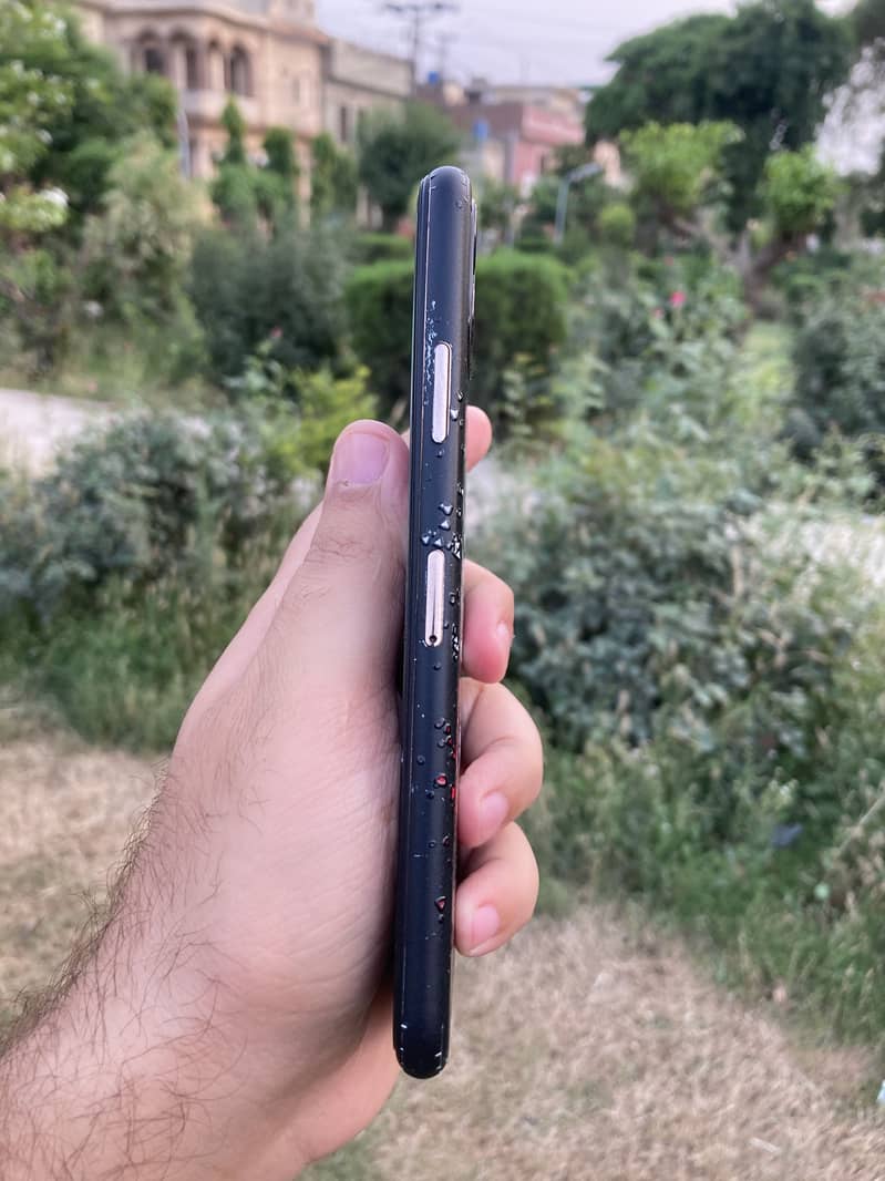 iPhone 11 Pro Max 5