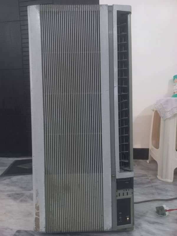 Mitsubishi A. C 220 watt 3