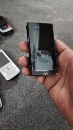 blackberry and sony ericsson