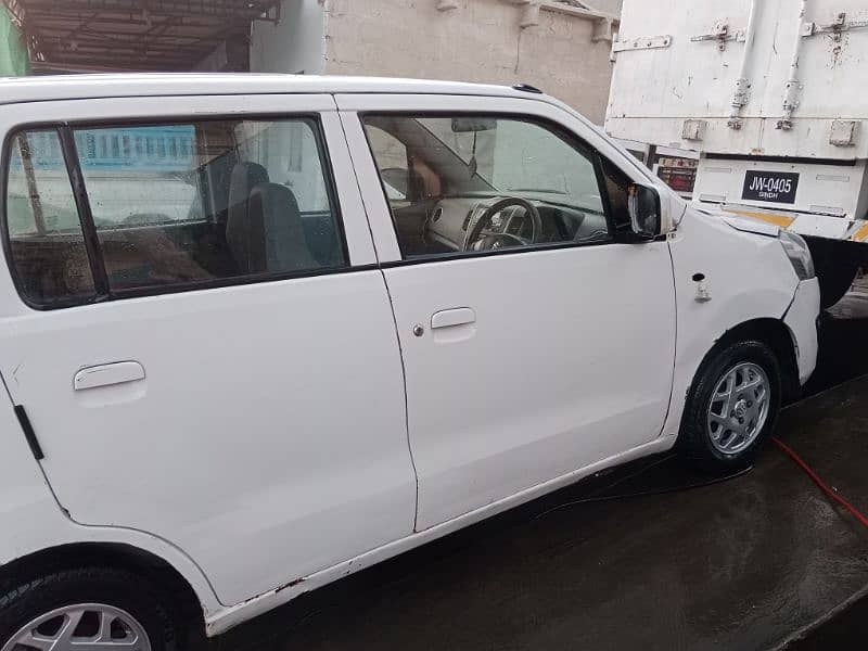 Suzuki Wagon R 2018 vxl 5