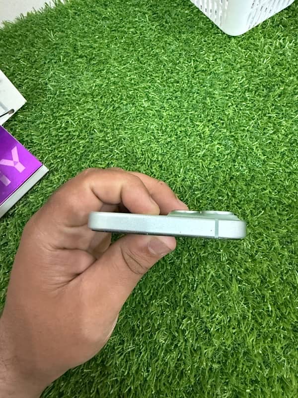 iPhone 15 nonpta 4