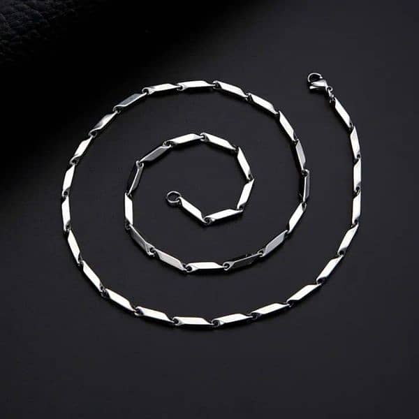 Stylish Chain Locket For Men 1
