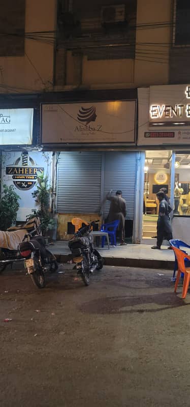 Shop for rent with attached washroom basement near master juice 0