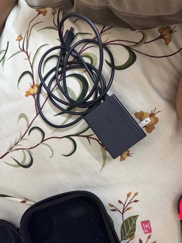 Nintendo switch V2 4