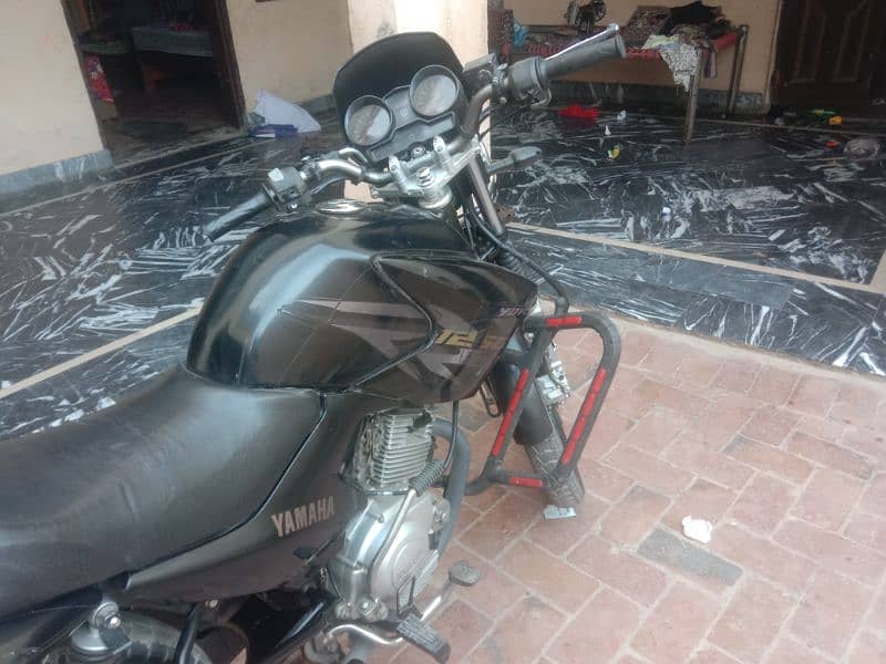yamaha ybr 125g best condition model 2018-19 6