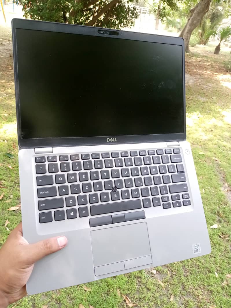 Dell Latitude 5410 Laptop Core i5 10th Gen 8GB/256GB SSD 3