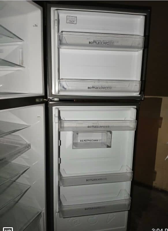 Haier refrigerator new condition jumbo size inverter 0