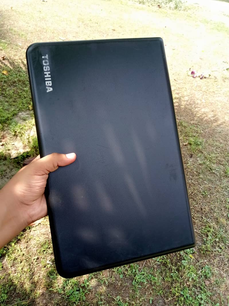 Toshib Satellite 3rd gen 4gb Ram 128GB SSD 15.6″ HD LED 0