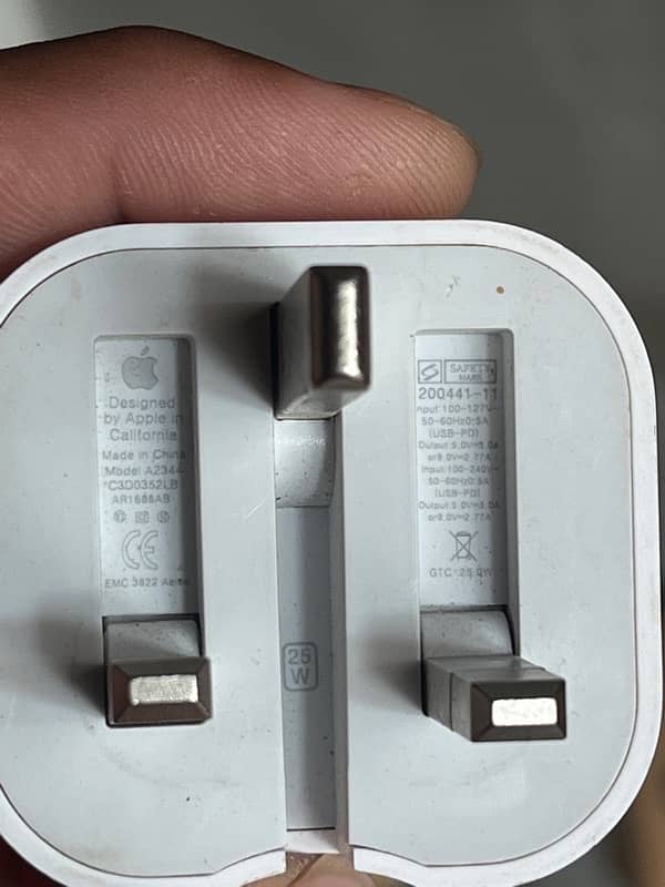 iPhone 13 0