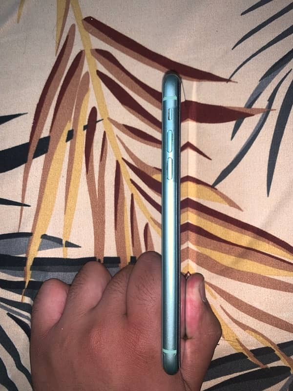 IPhone 11 non pta 6
