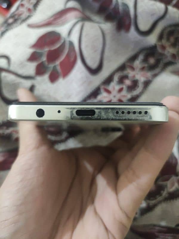 Tecno camon 20  8/256 with charger no open 3