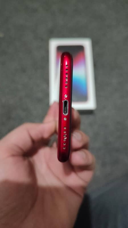 iPhone SE 2022 Non PTA Complete Box Product Red 6