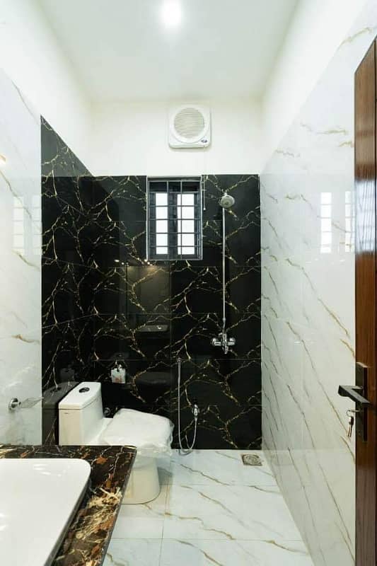 12 Marla Beautiful Upper Portion Available For Rent At Reasonable Price 5