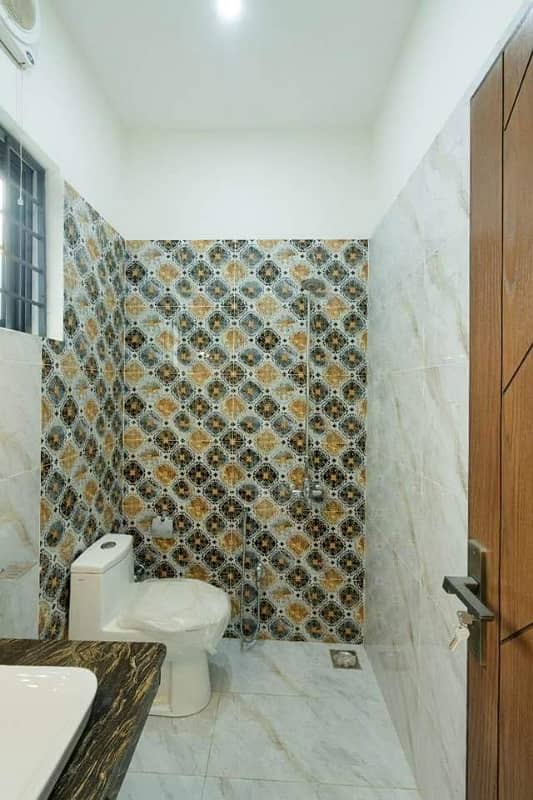 12 Marla Beautiful Upper Portion Available For Rent At Reasonable Price 8