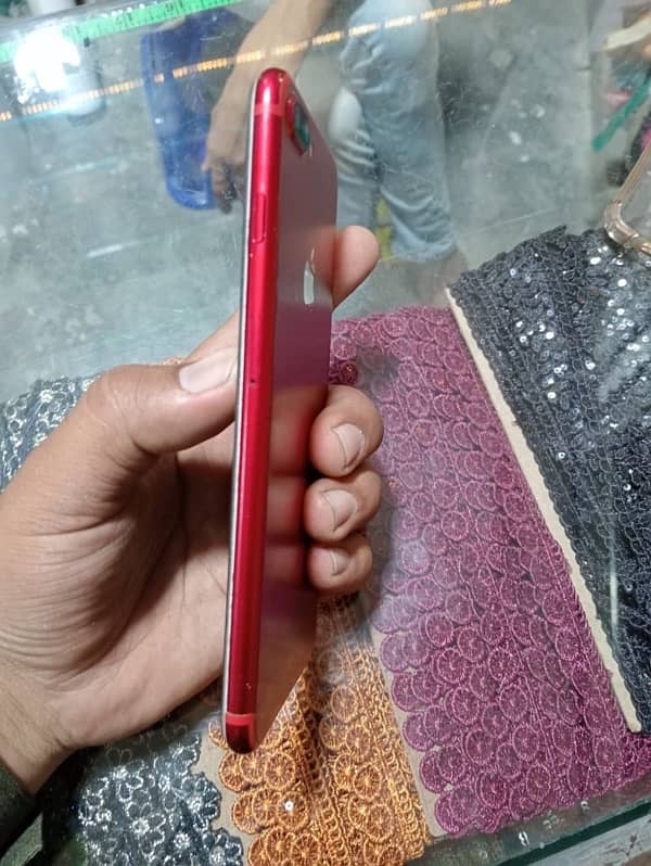 i phone 7plus (128)GB 3