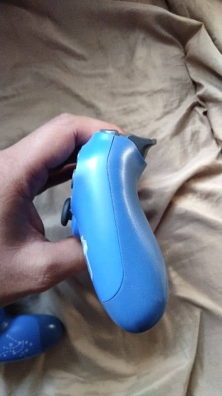 PS4 Controllers Fifa Theme 3